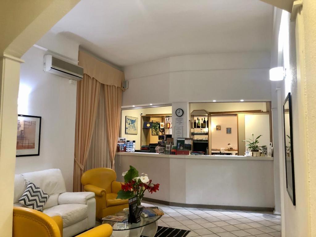 Hotel Arcadia Macerata Buitenkant foto