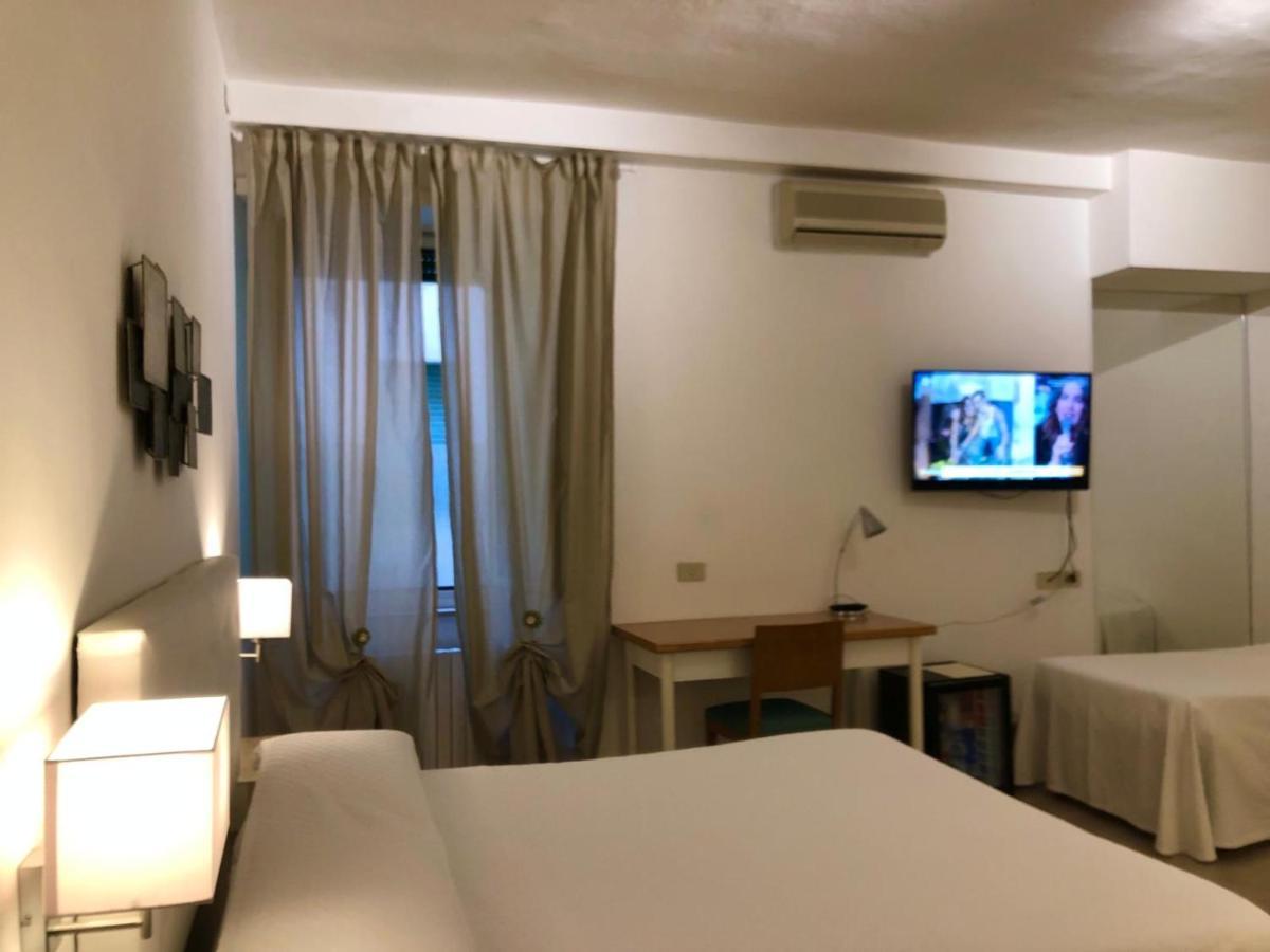 Hotel Arcadia Macerata Buitenkant foto
