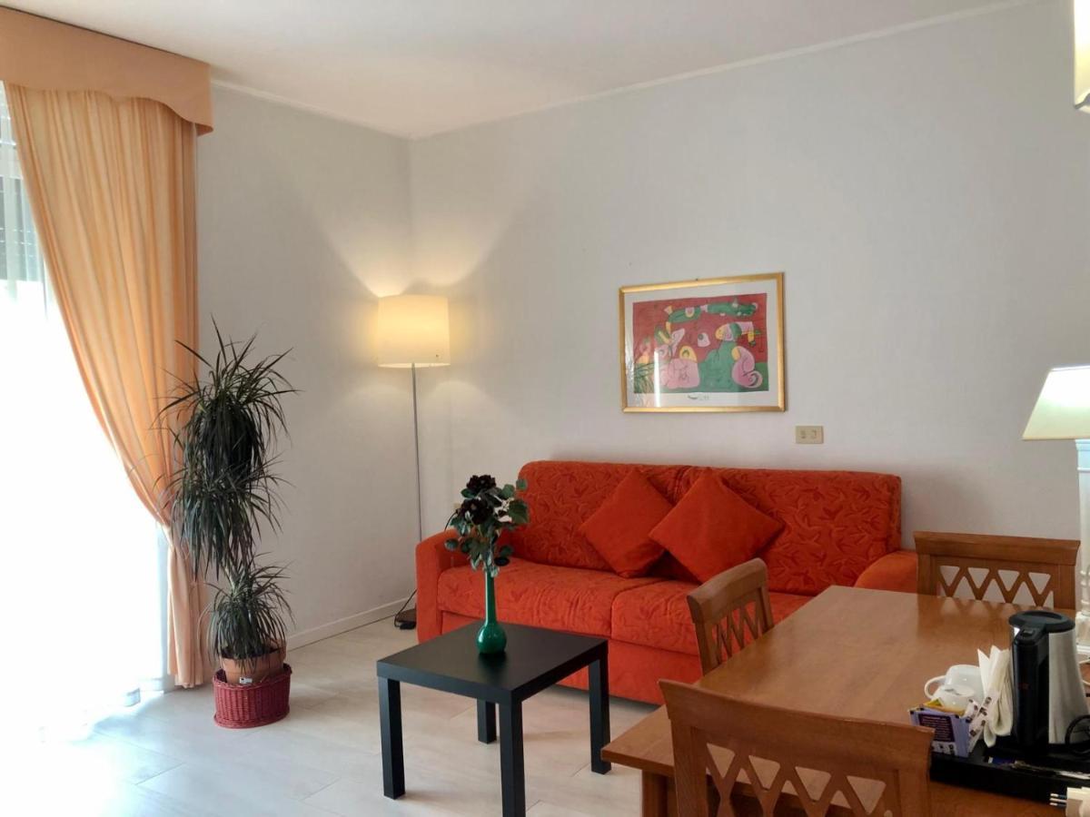 Hotel Arcadia Macerata Buitenkant foto