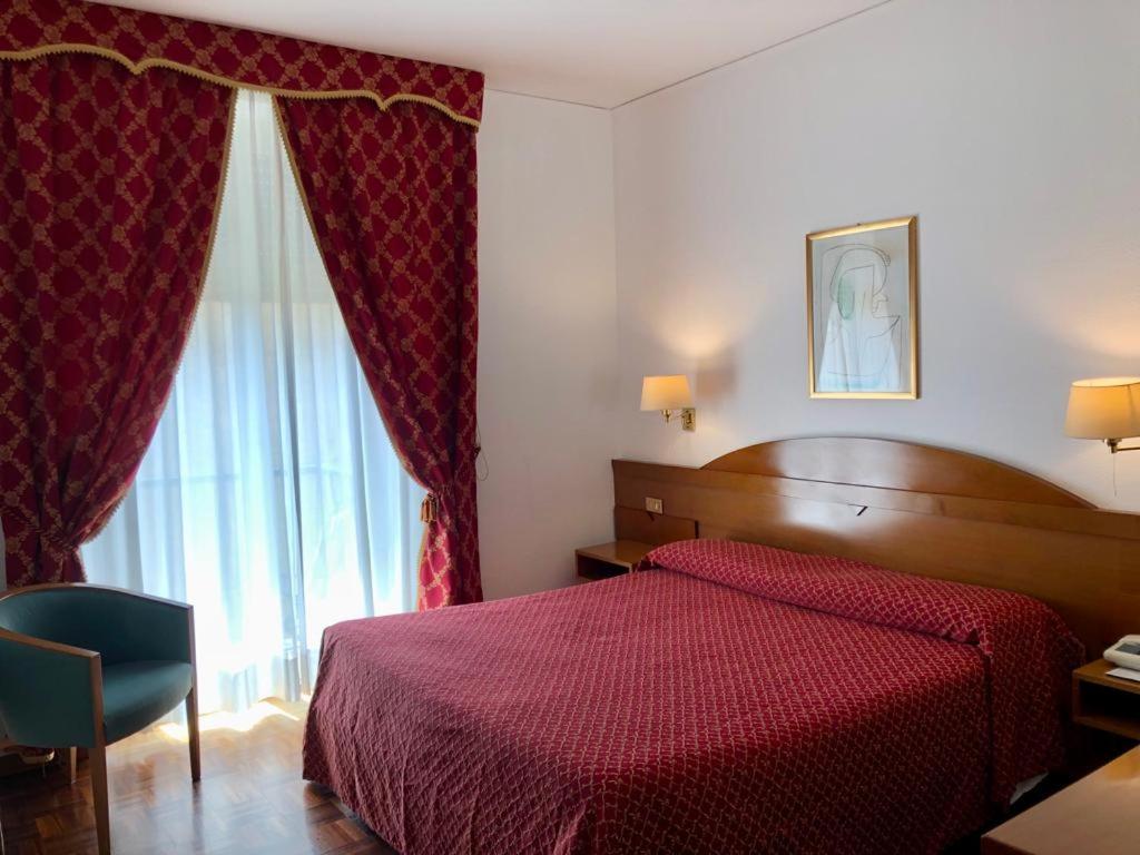 Hotel Arcadia Macerata Buitenkant foto