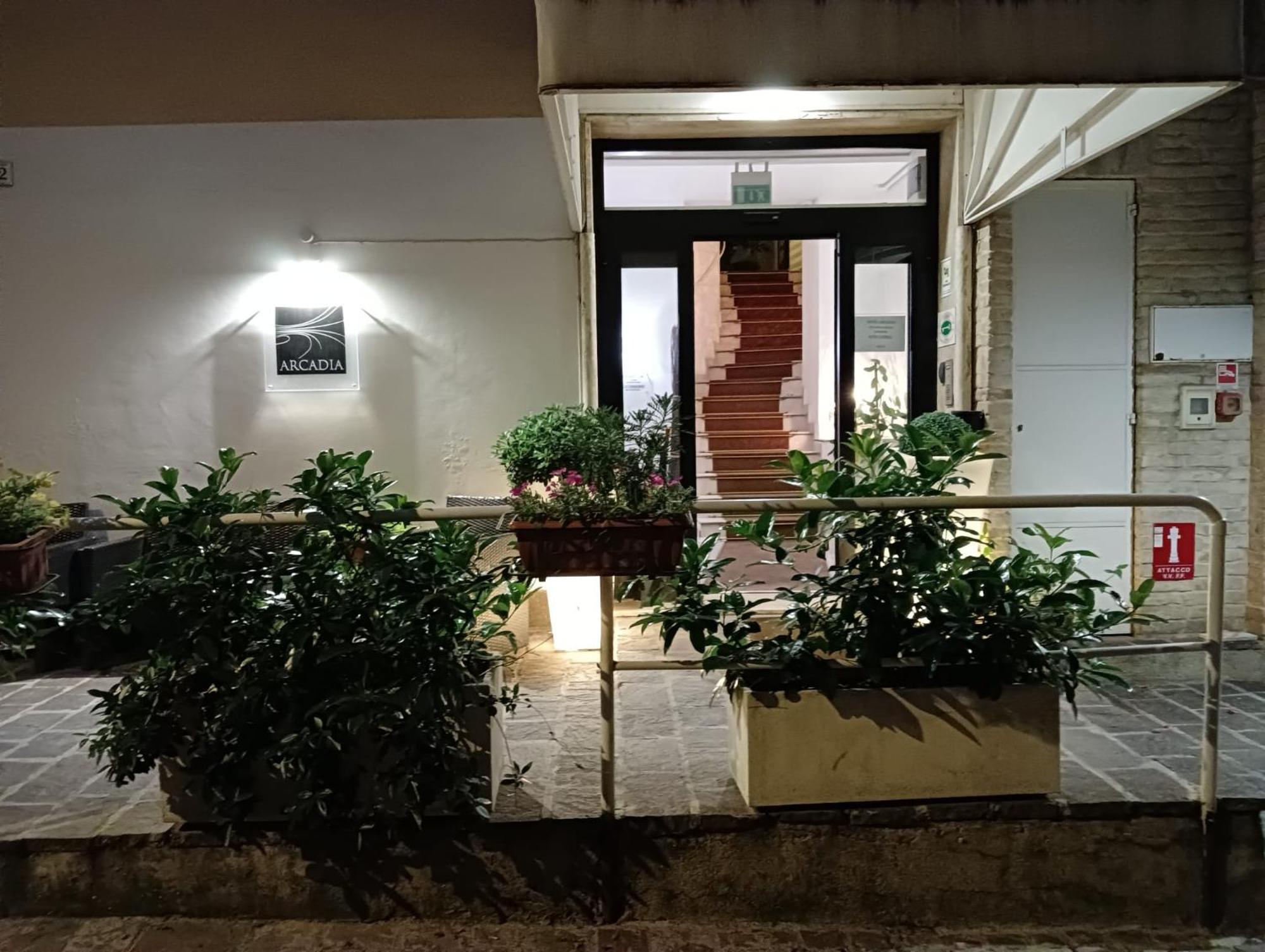 Hotel Arcadia Macerata Buitenkant foto