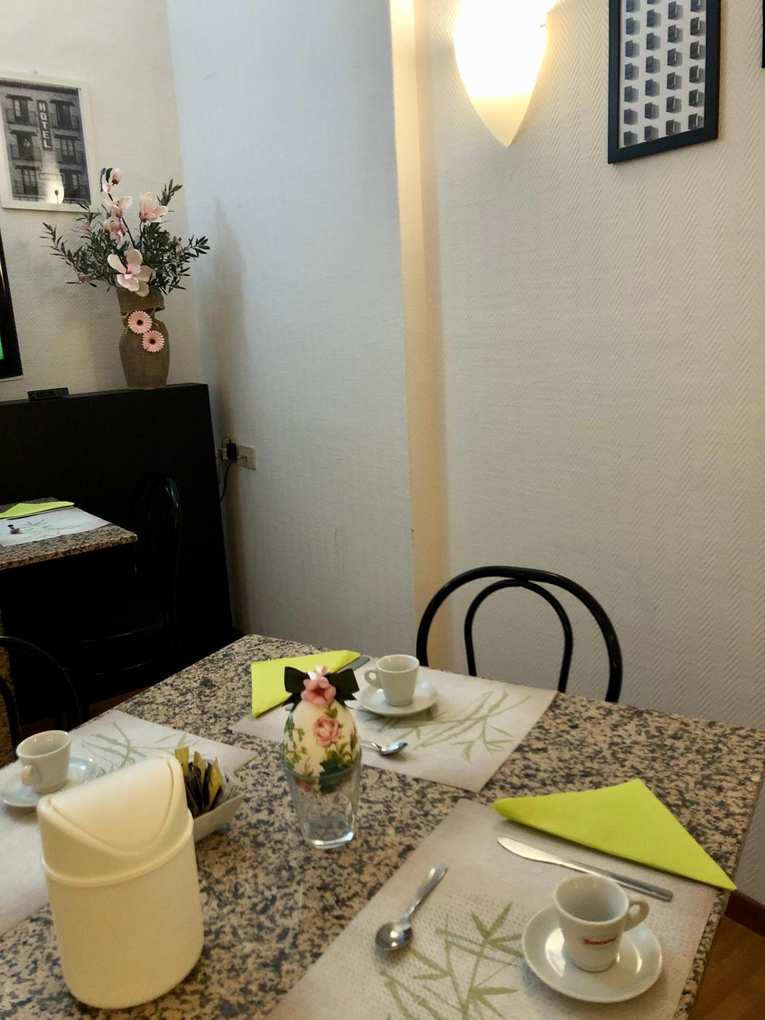 Hotel Arcadia Macerata Buitenkant foto