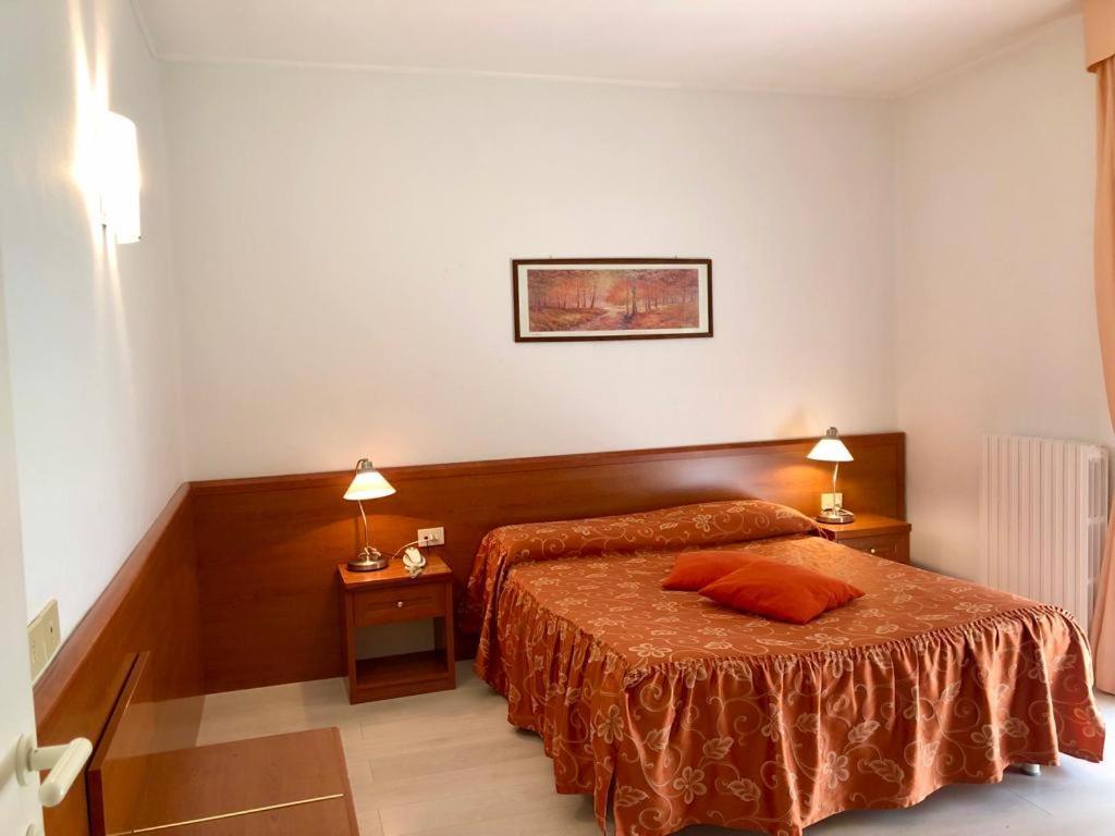 Hotel Arcadia Macerata Buitenkant foto