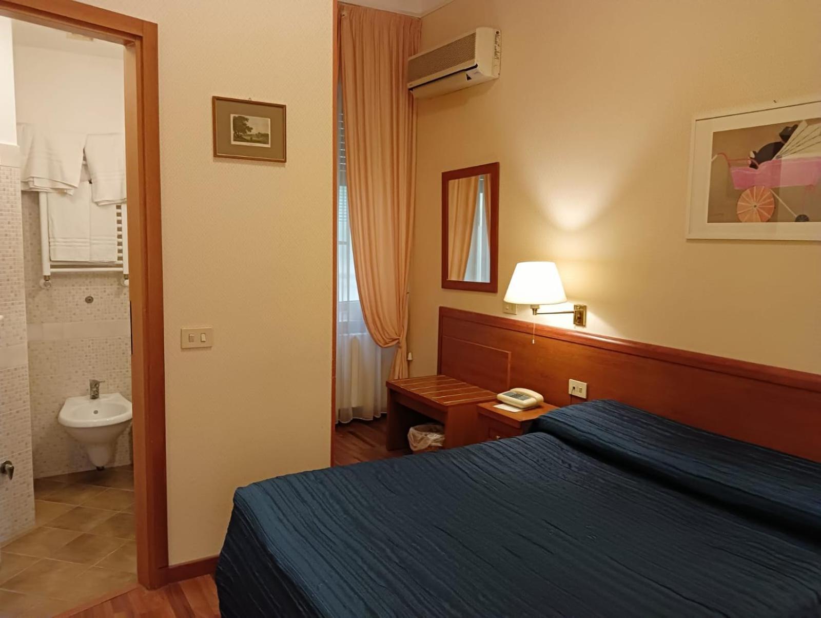 Hotel Arcadia Macerata Buitenkant foto